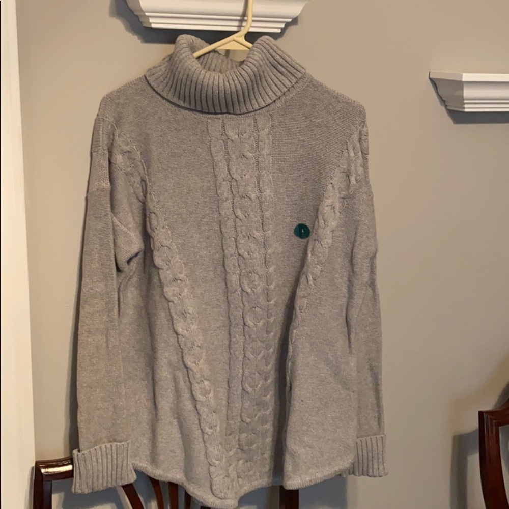 NWT LL Bean Cable Knit Sweater